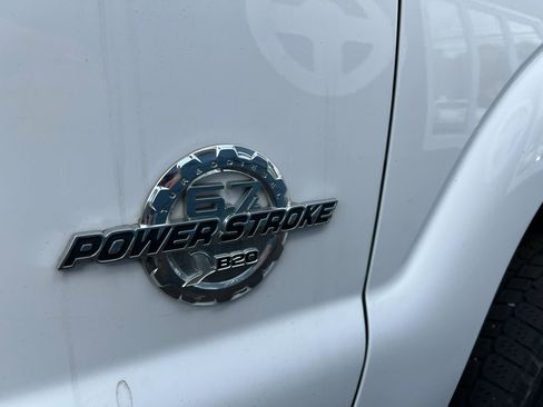 Used 2011 Ford F350 XL image 4