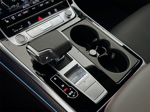 New 2026 Audi Q8 Prestige image 18