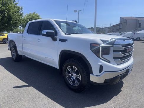 Used 2023 GMC Sierra 1500 SLE AWD/4WD image 7