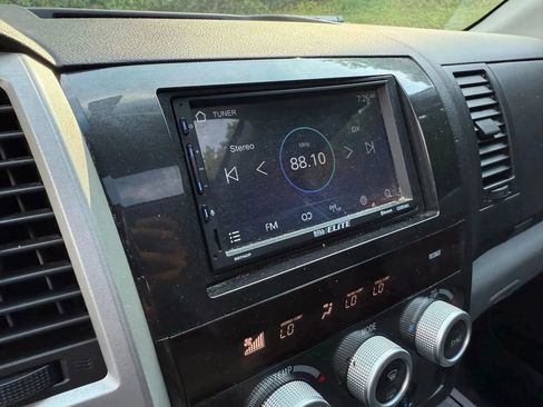 Used 2008 Toyota Sequoia Platinum image 29