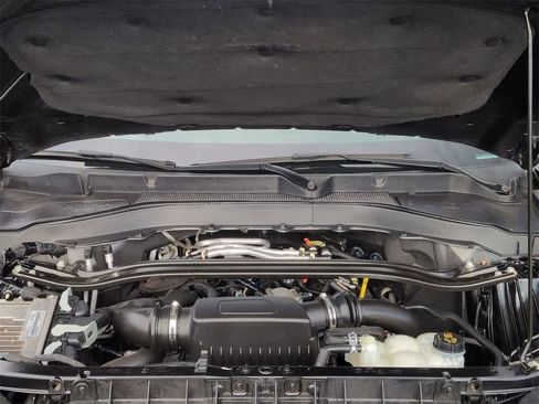 Used 2022 Ford Explorer ST image 15