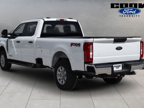 Used 2024 Ford F250 XL w/ FX4 Off-Road Package AWD/4WD image 4