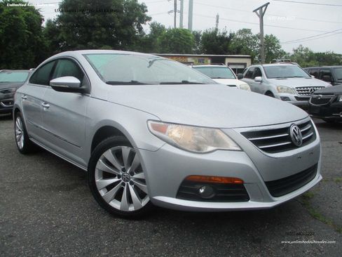 Used 2009 Volkswagen CC Sport image 1