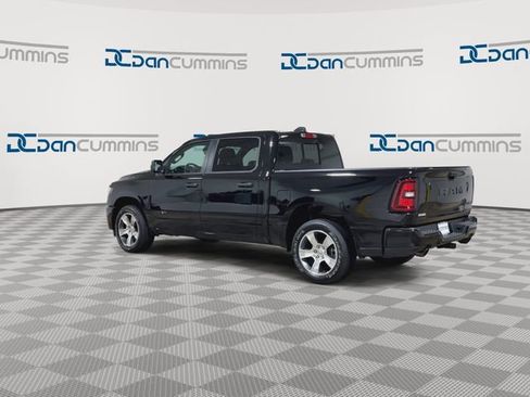 New 2026 RAM 1500 Express AWD/4WD image 6