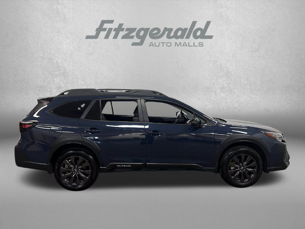 Used 2025 Subaru Outback Onyx Edition w/ Popular Package #2 AWD/4WD image 6