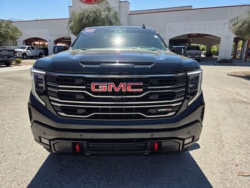 Used 2025 GMC Sierra 1500 AT4 w/ AT4 Premium Package image 19