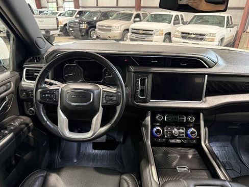 Used 2021 GMC Yukon Denali AWD/4WD image 21