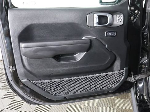 Used 2021 Jeep Wrangler Unlimited Rubicon image 20