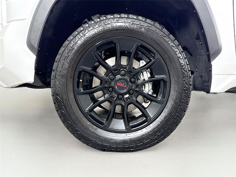 Used 2023 Toyota Tundra SR5 w/ SR5 Convenience Package AWD/4WD image 43