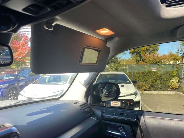 Certified 2022 Toyota 4Runner TRD Off-Road Premium w/ Moonroof Package AWD/4WD image 34