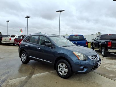 Used 2015 Nissan Rogue S w/ Convenience Package