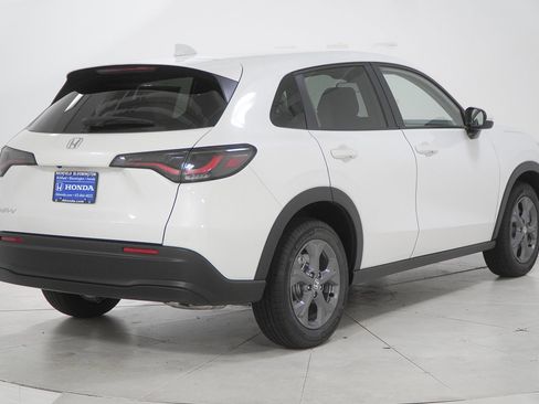 New 2026 Honda HR-V LX image 10