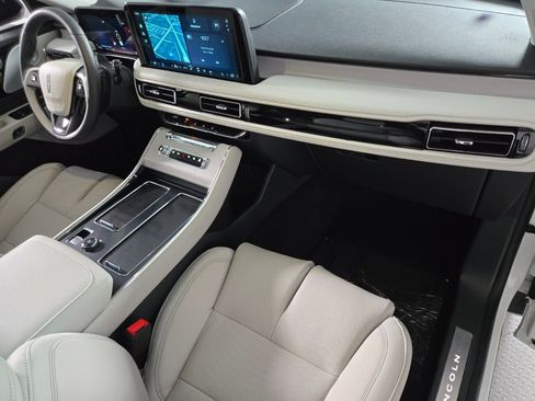 New 2026 Lincoln Aviator Reserve AWD/4WD image 21