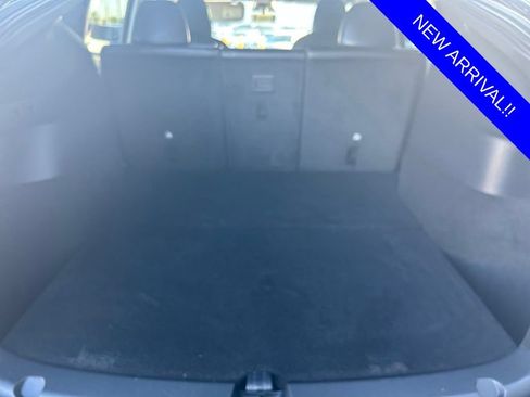 Used 2022 Tesla Model Y Performance AWD/4WD image 9