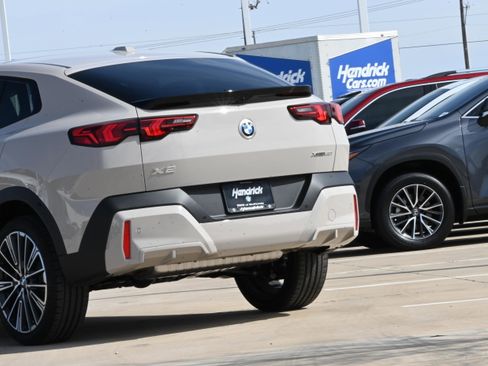 New 2026 BMW X2 xDrive28i w/ Technology Package image 6