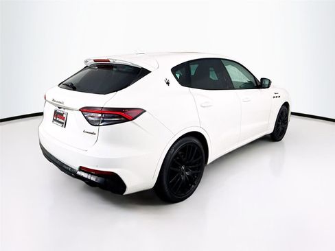 Used 2022 Maserati Levante Modena image 34