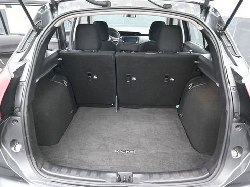 Used 2024 Nissan Kicks SV image 25