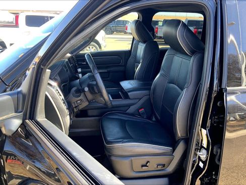 Used 2022 RAM 2500 Limited w/ Night Edition image 7
