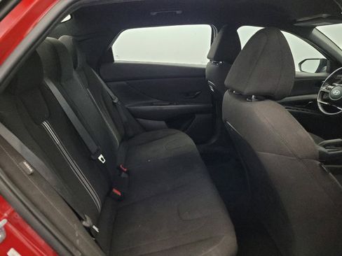 Used 2025 Hyundai Elantra Sport FWD image 19