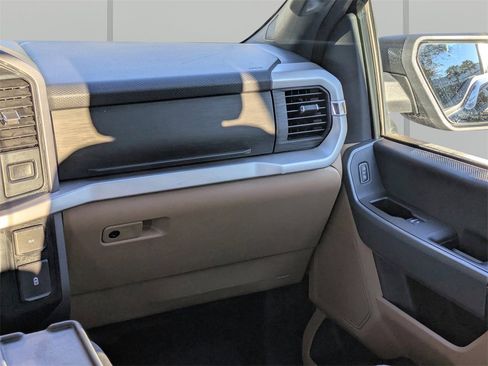 Used 2023 Ford F150 XLT image 15