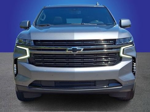 Used 2021 Chevrolet Tahoe RST w/ Luxury Package AWD/4WD image 2
