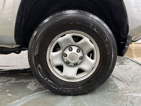 Used 2023 Toyota Tacoma SR image 28