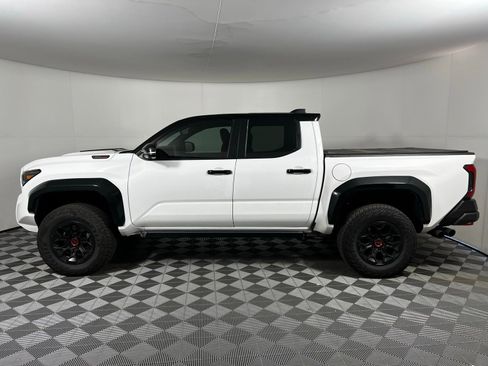 Certified 2025 Toyota Tacoma TRD Pro image 8
