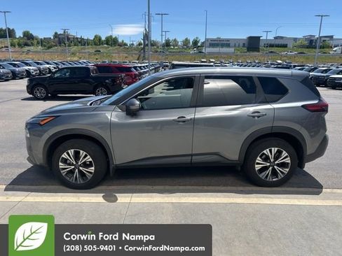 Used 2023 Nissan Rogue SV FWD image 4