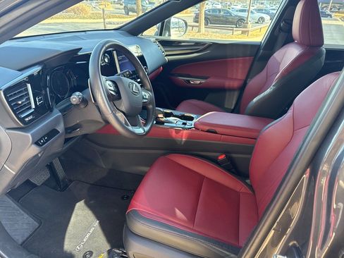 Used 2025 Lexus NX 250 250 Base image 5