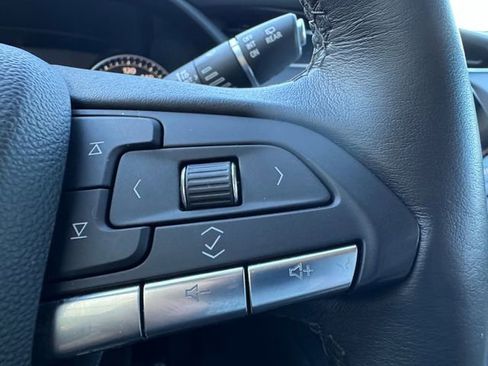 Used 2020 Cadillac XT4 Luxury image 8