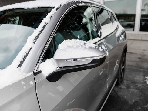 New 2026 Volkswagen Tiguan SE image 18