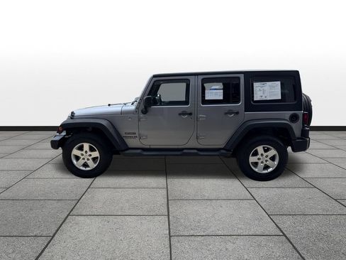 Used 2015 Jeep Wrangler Unlimited Sport w/ Quick Order Package 24S AWD/4WD image 2
