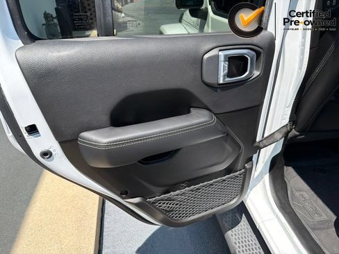 Certified 2022 Jeep Wrangler Unlimited Sahara AWD/4WD image 36
