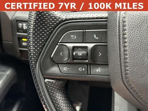 Used 2025 Toyota Tacoma SR5 AWD/4WD image 24