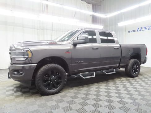 Used 2024 RAM 2500 Big Horn w/ Night Edition AWD/4WD image 6
