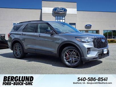 New 2025 Ford Explorer ST-Line w/ Premium Package