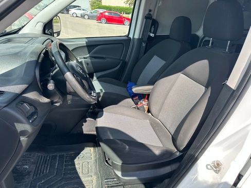 Used 2016 RAM ProMaster City Tradesman FWD image 18