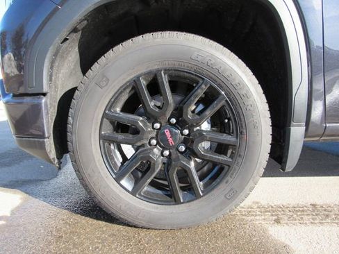 Used 2023 GMC Sierra 1500 Elevation image 8