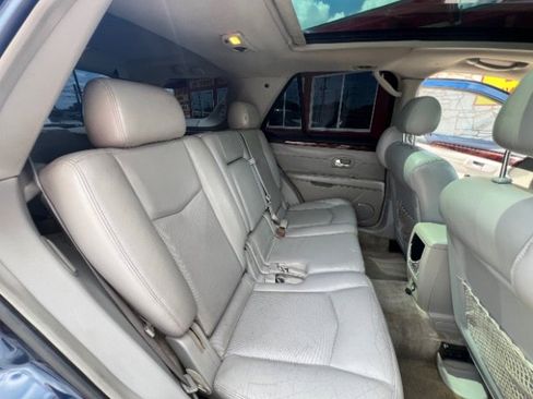 Used 2008 Cadillac SRX w/ Utility Package RWD image 12