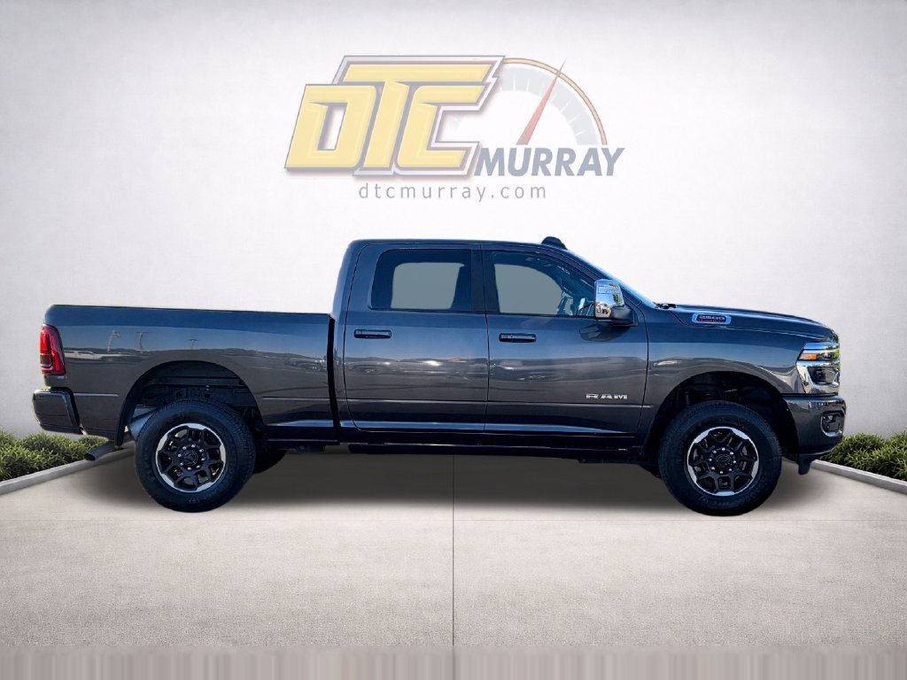 Used 2025 RAM 2500 Laramie AWD/4WD image 4
