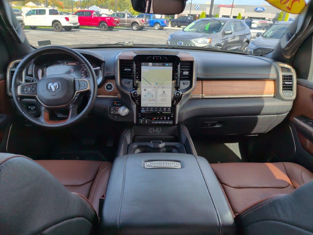 Used 2023 RAM 1500 Limited w/ Body Color Bumper Group AWD/4WD image 9