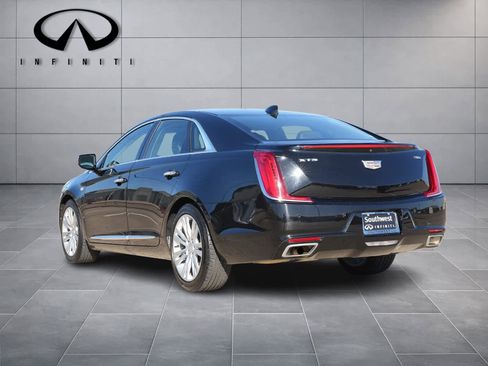 Used 2019 Cadillac XTS Luxury image 5