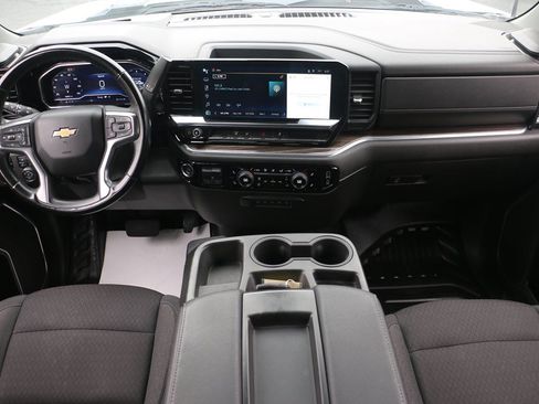 Used 2024 Chevrolet Silverado 2500 LT w/ Convenience Package AWD/4WD image 13