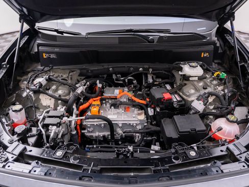 New 2026 Cadillac Vistiq Luxury w/ LPO, Floor Liner Package AWD/4WD image 31