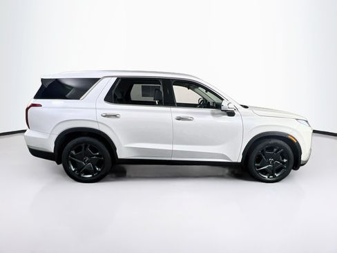 Used 2023 Hyundai Palisade SEL w/ Premium Package AWD/4WD image 4