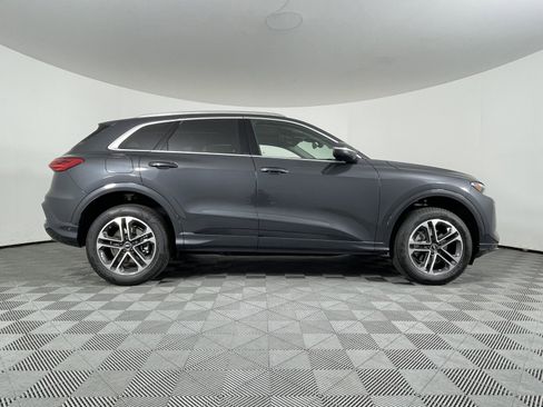 New 2025 Audi Q5 Premium w/ Convenience Package image 19