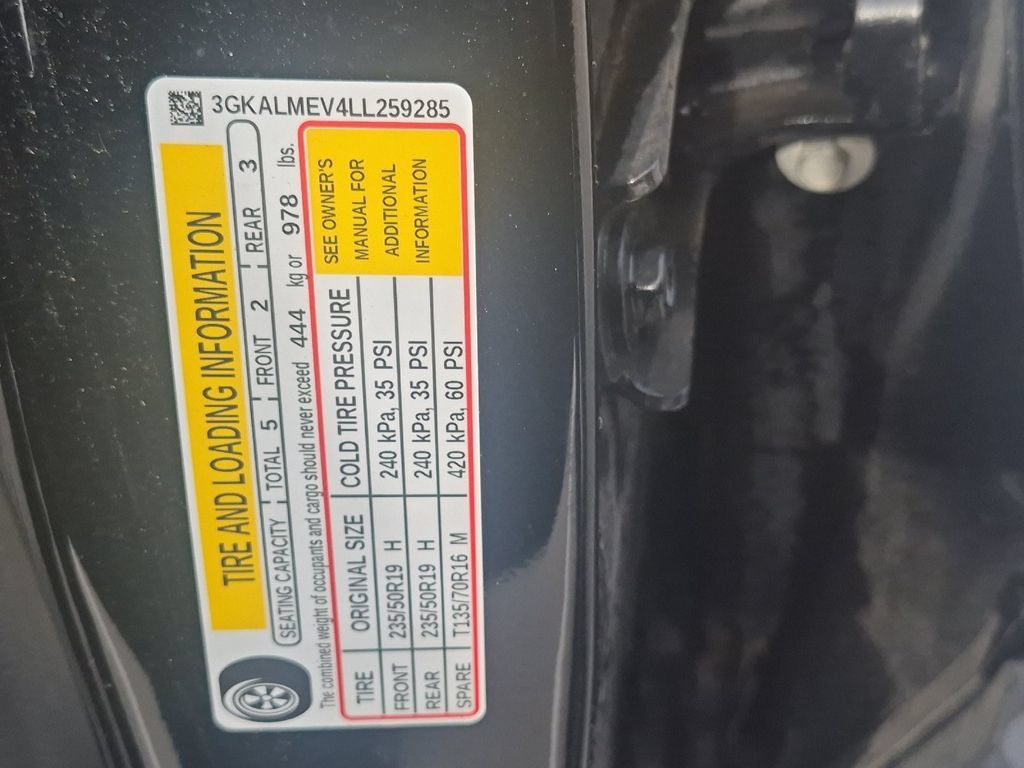 Used 2020 GMC Terrain SLE w/ Elevation Edition FWD image 29