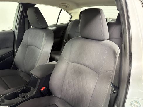 Used 2024 Toyota Corolla LE FWD image 13
