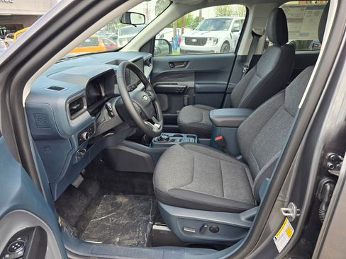 New 2025 Ford Maverick XLT w/ XLT Luxury Package AWD/4WD image 17
