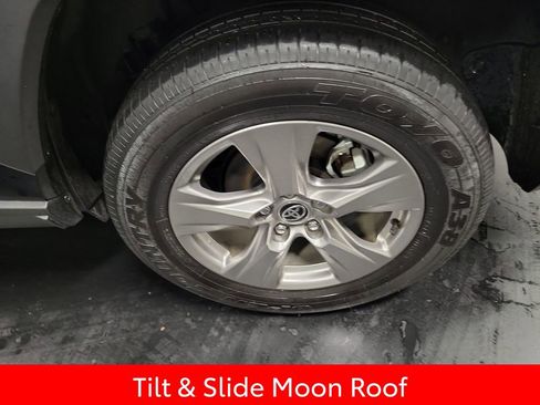 Used 2023 Toyota RAV4 XLE image 10